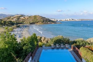 Luxusvilla direkt am Strand in der Nähe von Agios Nikolaos