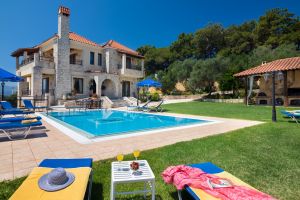 Villa 5 chambres Hermes, avec piscine et jardin à Tavronitis Chania