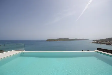 infinity pool