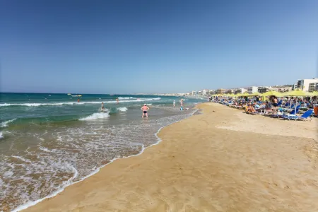 Rethymno beach