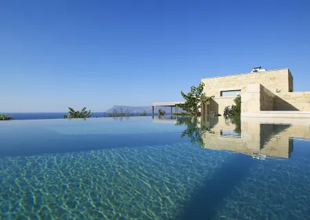 infinity pool