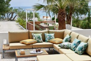Пляжная вилла для отдыха Кирвас, бассейн и сад в прекрасном месте на пляже Ферма, юго-восток Крита