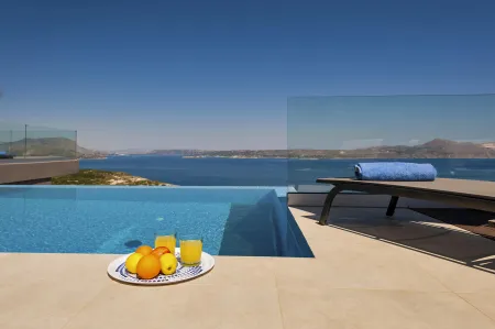 pool and fruits