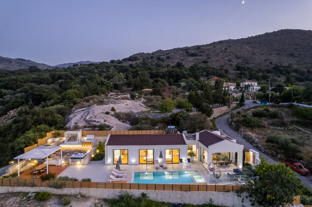  the villa at night 