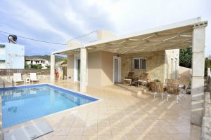 Villa indépendante entièrement équipée Nopigia Mare avec piscine, endroit calme en bord de mer, près de Balos exotique