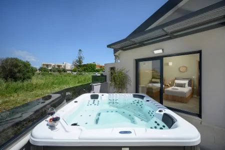  outdoor jacuzzi