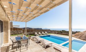 Villa confortable et élégante, Crète du sud, pour 8 personnes, piscine privée, vue sur mesure, superbe plage de rochers
