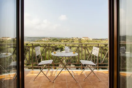  bedroom balcony