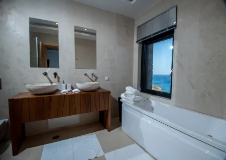  en suite bathroom