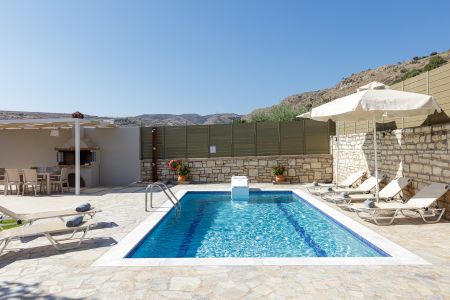  pool area & umbrellas 