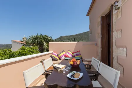  bedroom balcony