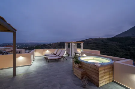  outdoor hot tub