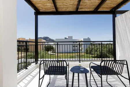  bedroom balcony