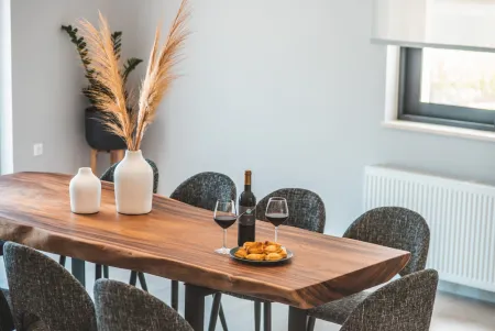  dining area