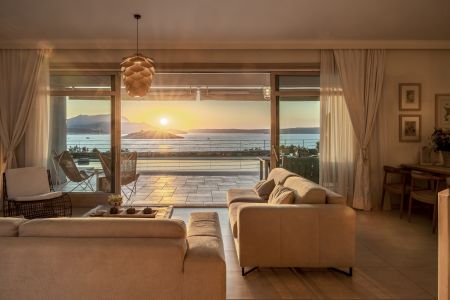  living room pool view