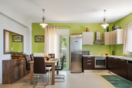  kitchen and dining area