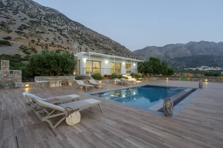  private pool view