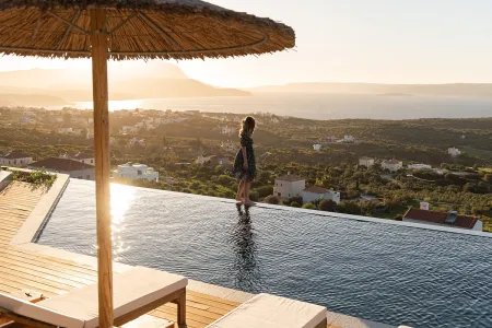  pool view