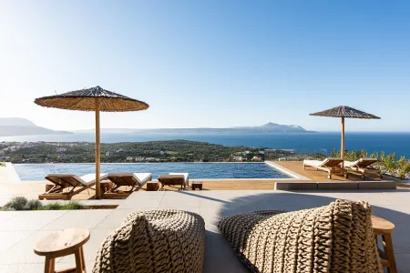 pool sitting area