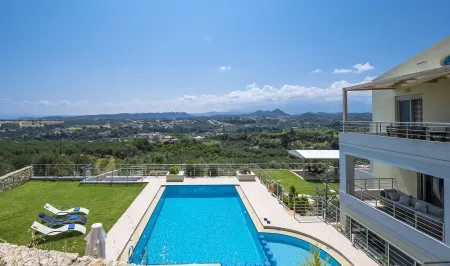  pool view