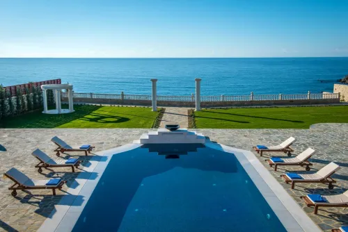  pool-sea view