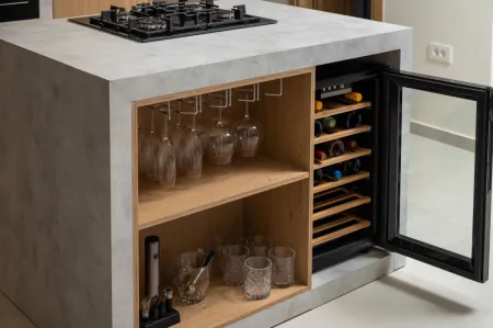  Minibar at the kitchen