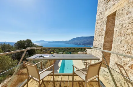 bedroom's pool view