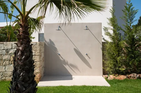  outdoor shower