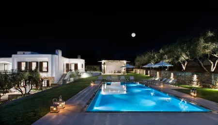 villa at night