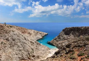 Travelling to Akrotiri Peninsula Beaches