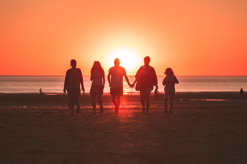 Les plans de voyage peuvent être retardés, mais nous ne le sommes pas!