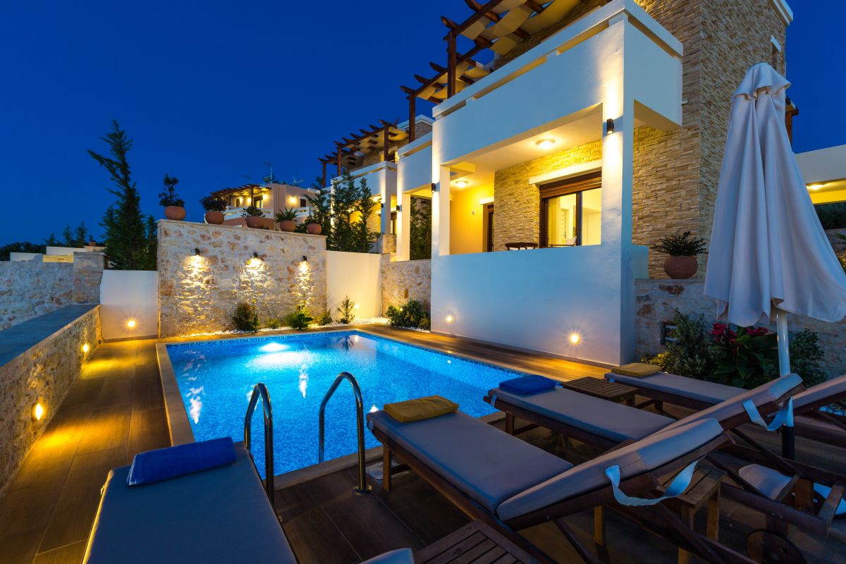 Stylish vacation villa Roupes near Rethymno